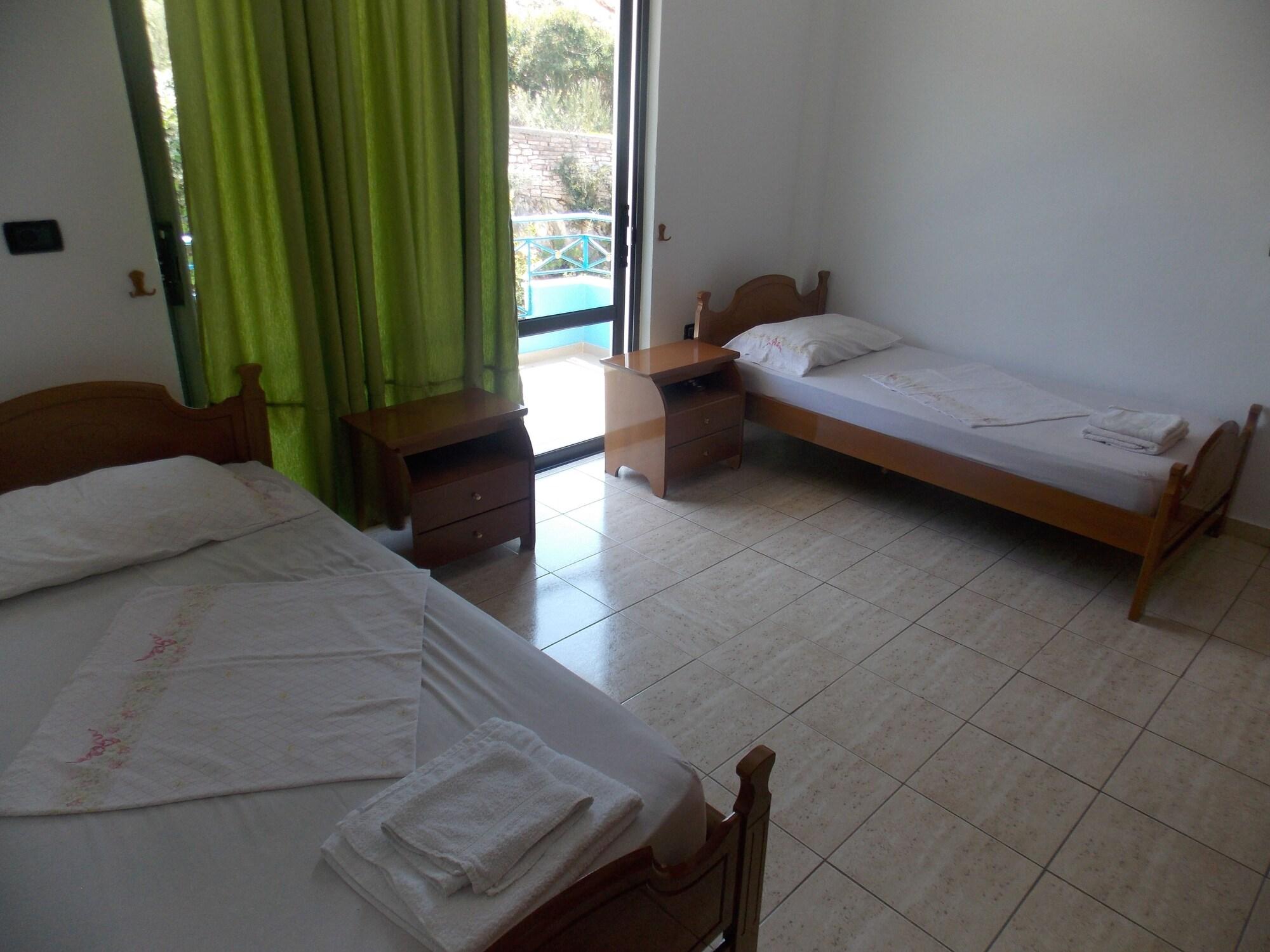 Blue Residence Sarande Luaran gambar