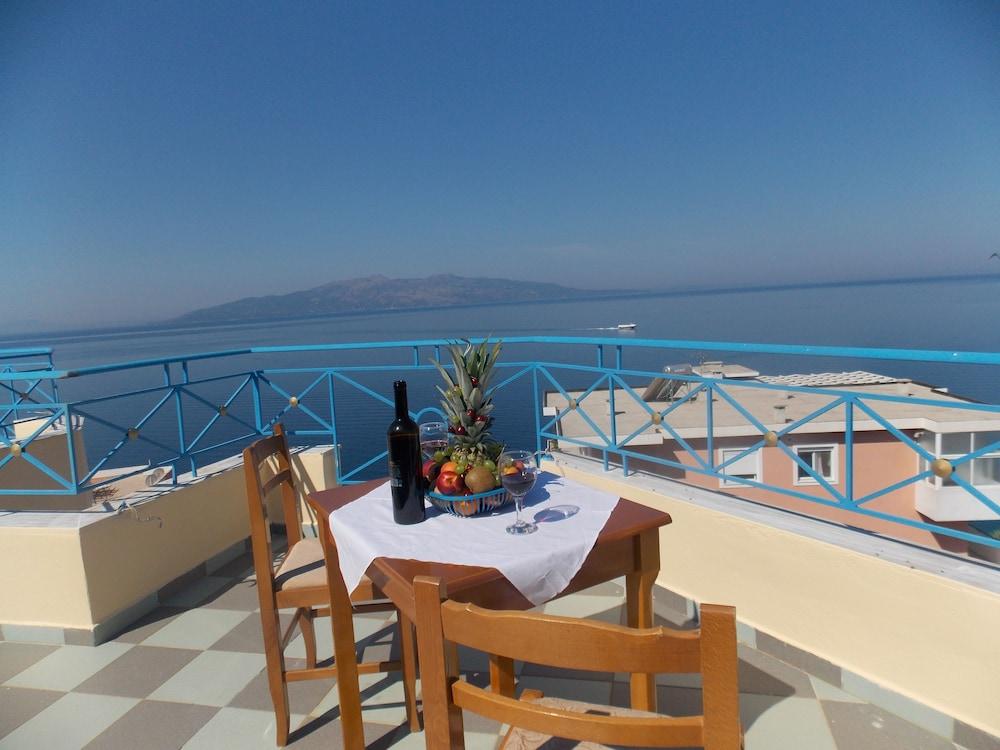 Blue Residence Sarande Luaran gambar